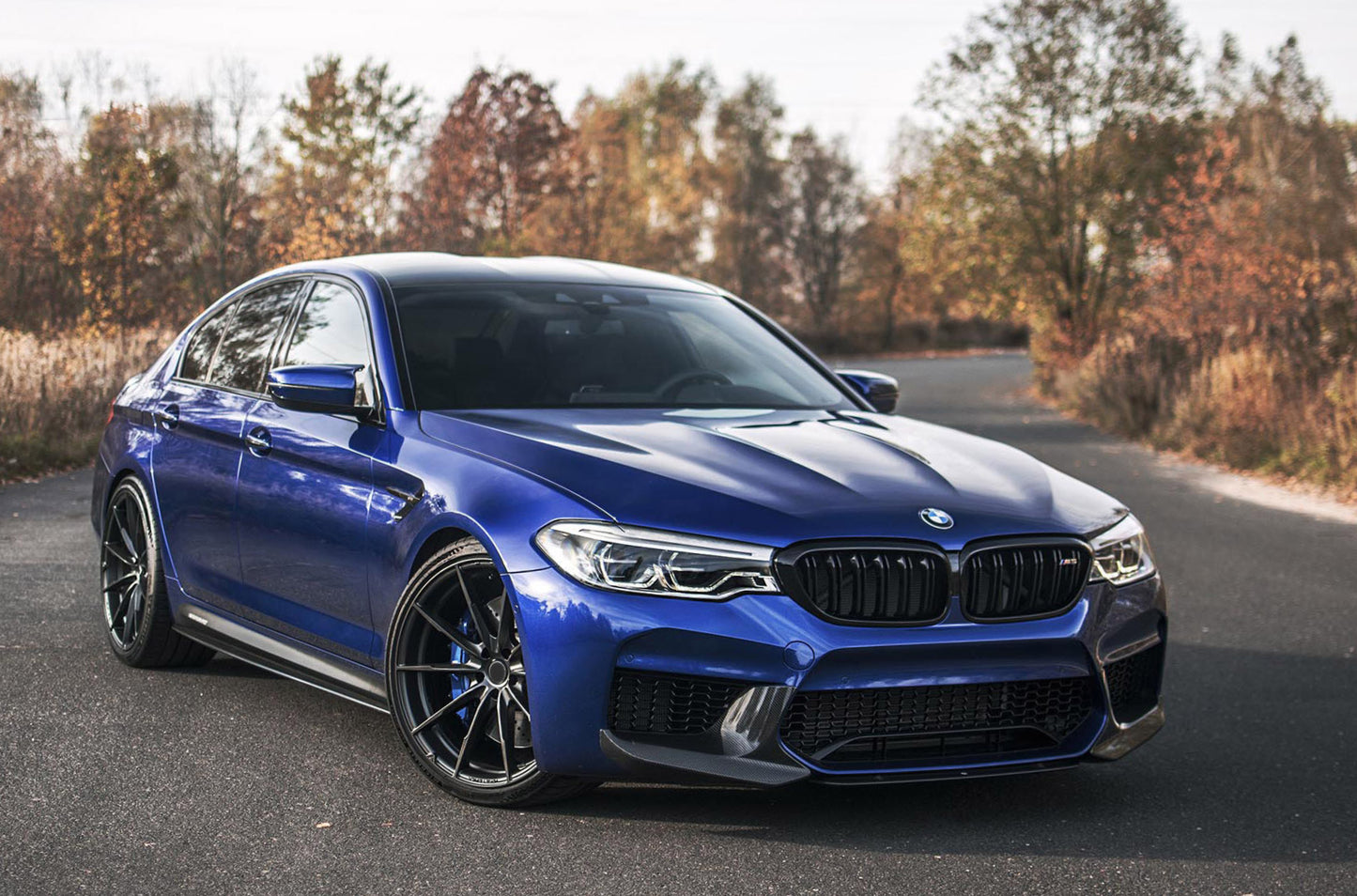 Dry Carbon Fiber - Front Lip MP Style [BMW M5 F90 PRE-LCI]
