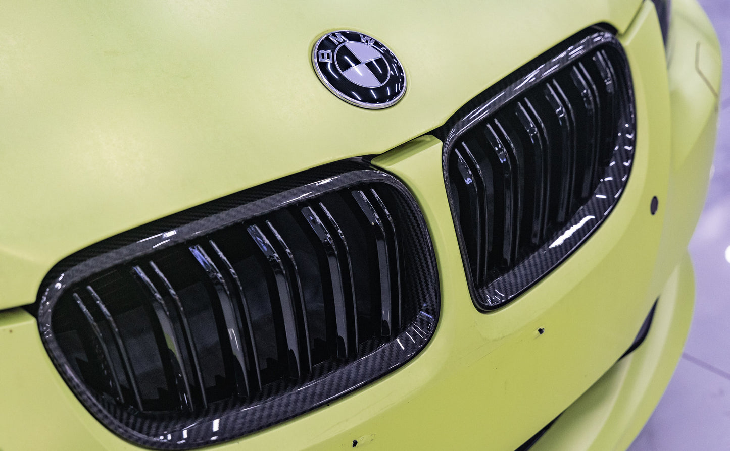 Dry Carbon Fiber - Front Grill Double Slat [BMW 3 Series E92 E93 LCI]