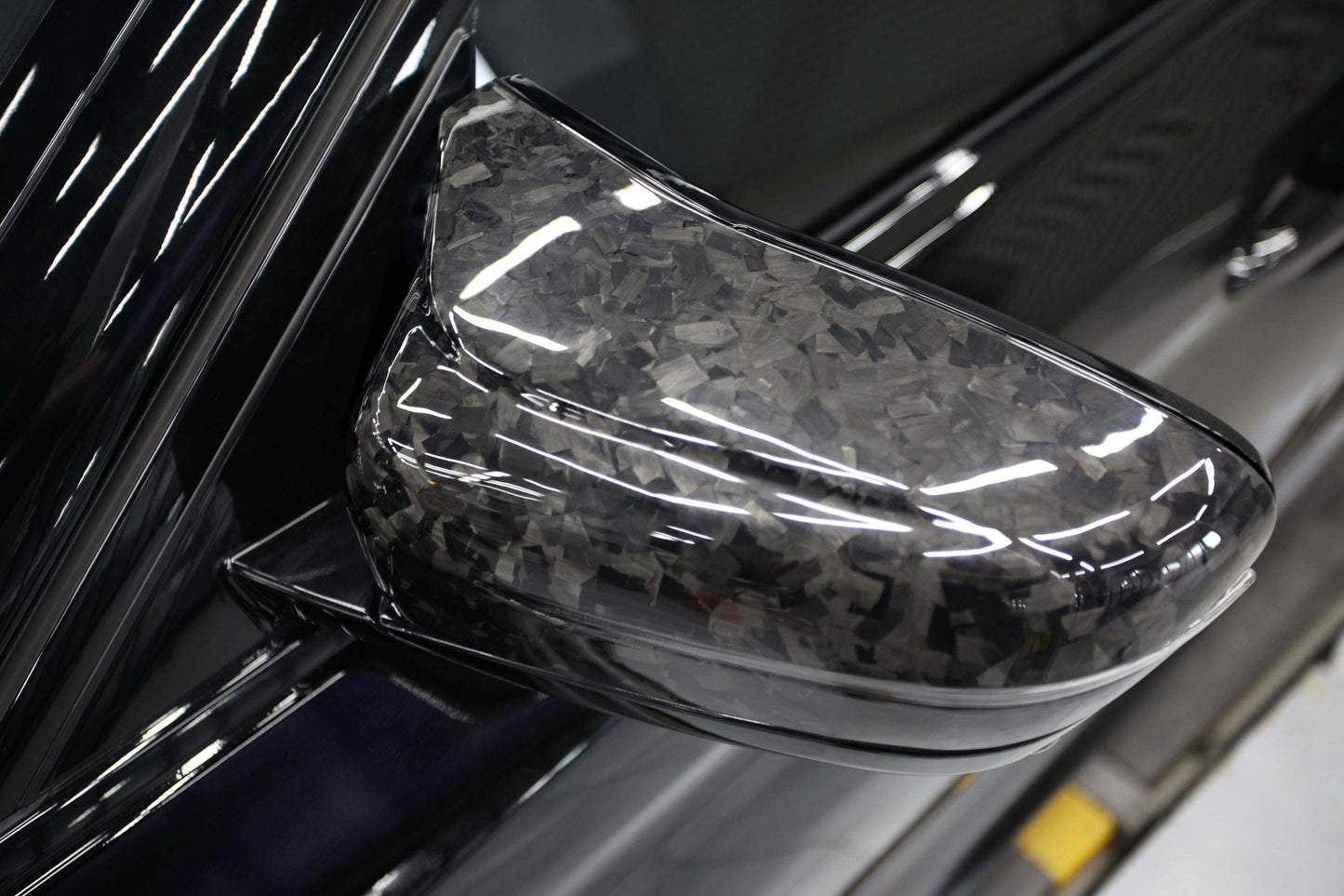 Dry Carbon Fiber -Mirror Cover OEM Style (Forged Option) [BMW M5 F90]