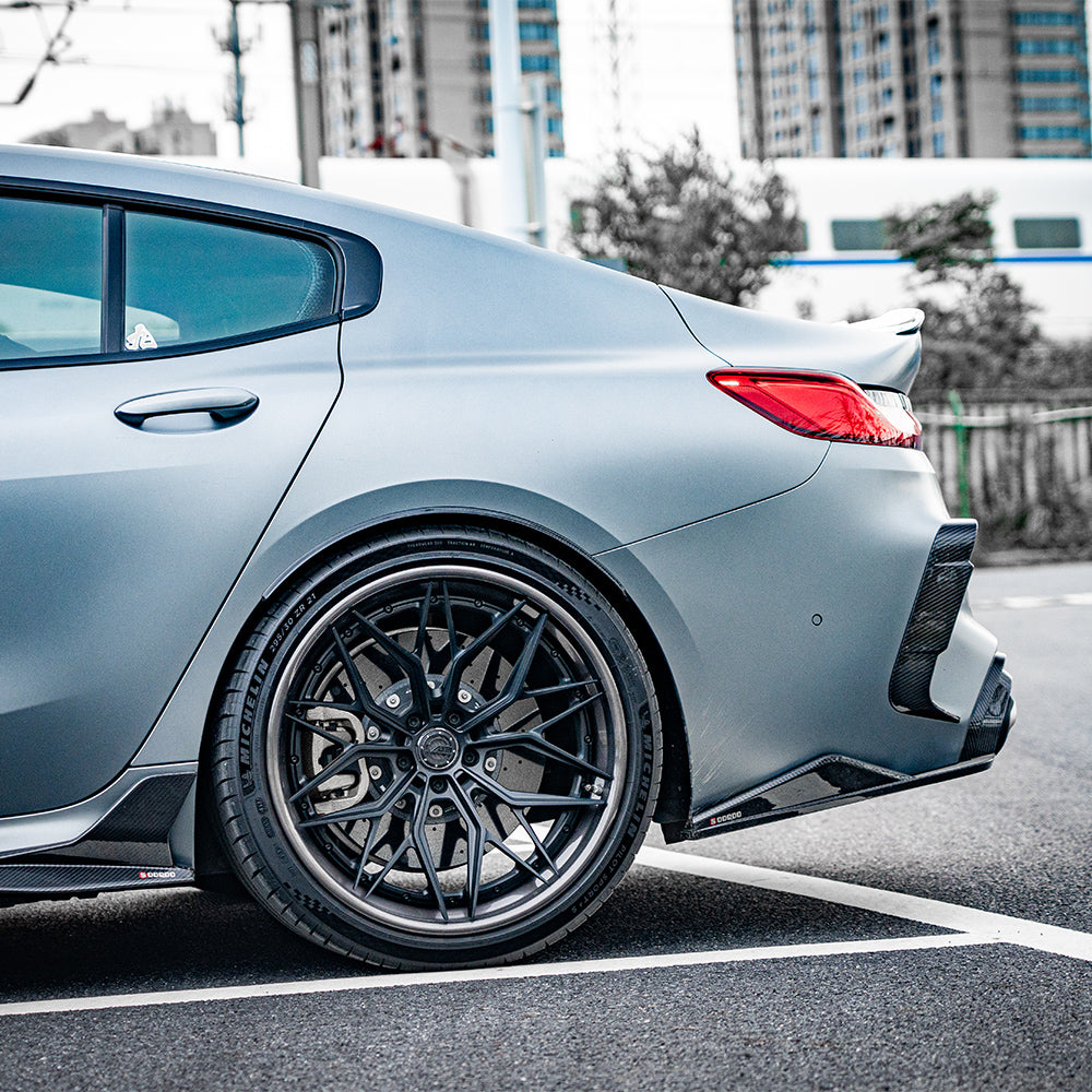 SQ Dry Carbon Fiber - Rear Vent Trim [BMW M8 F91 | F92]